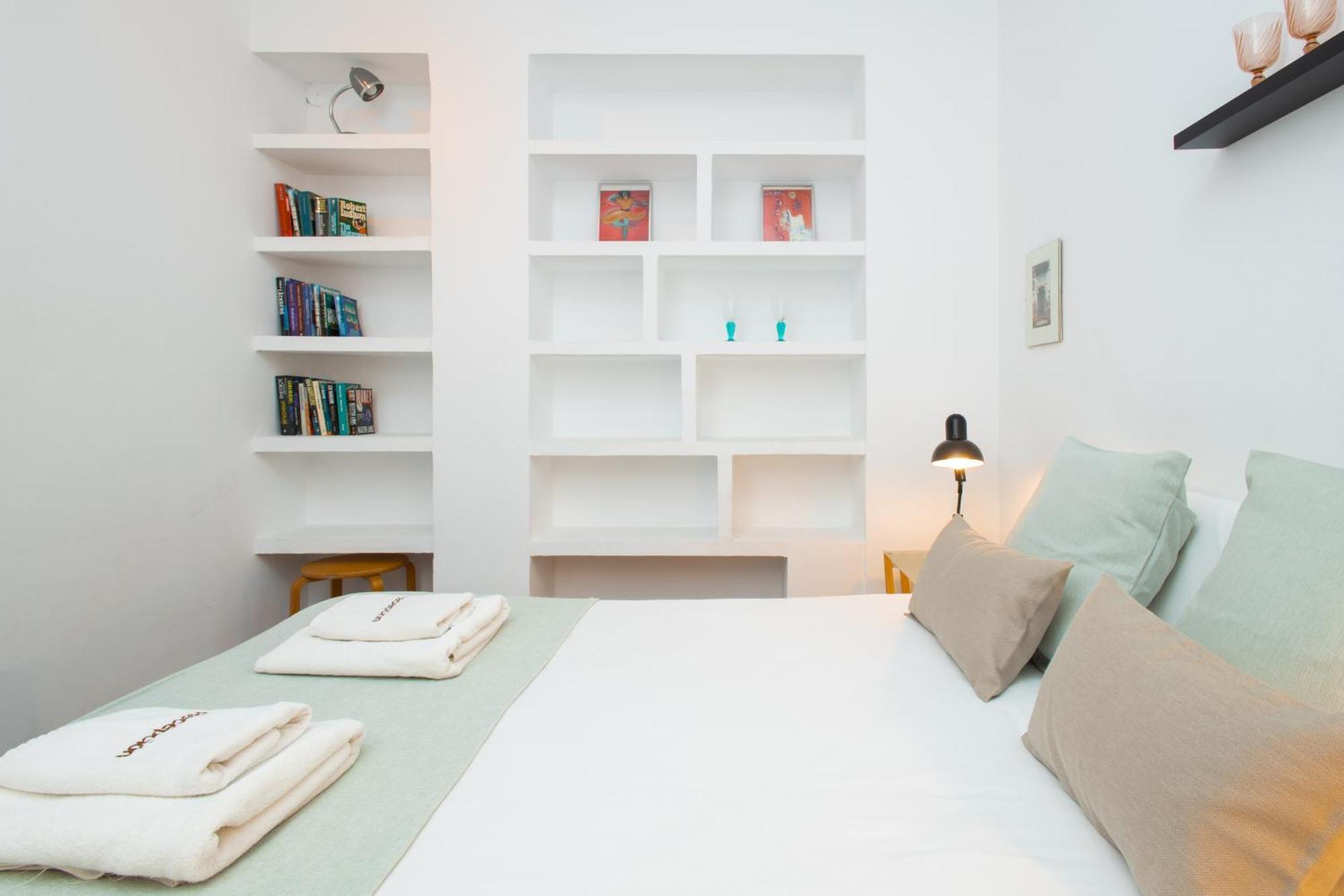 C92 - Rustic Two Bedrooms Apartment With Terrace Malaga Bagian luar foto