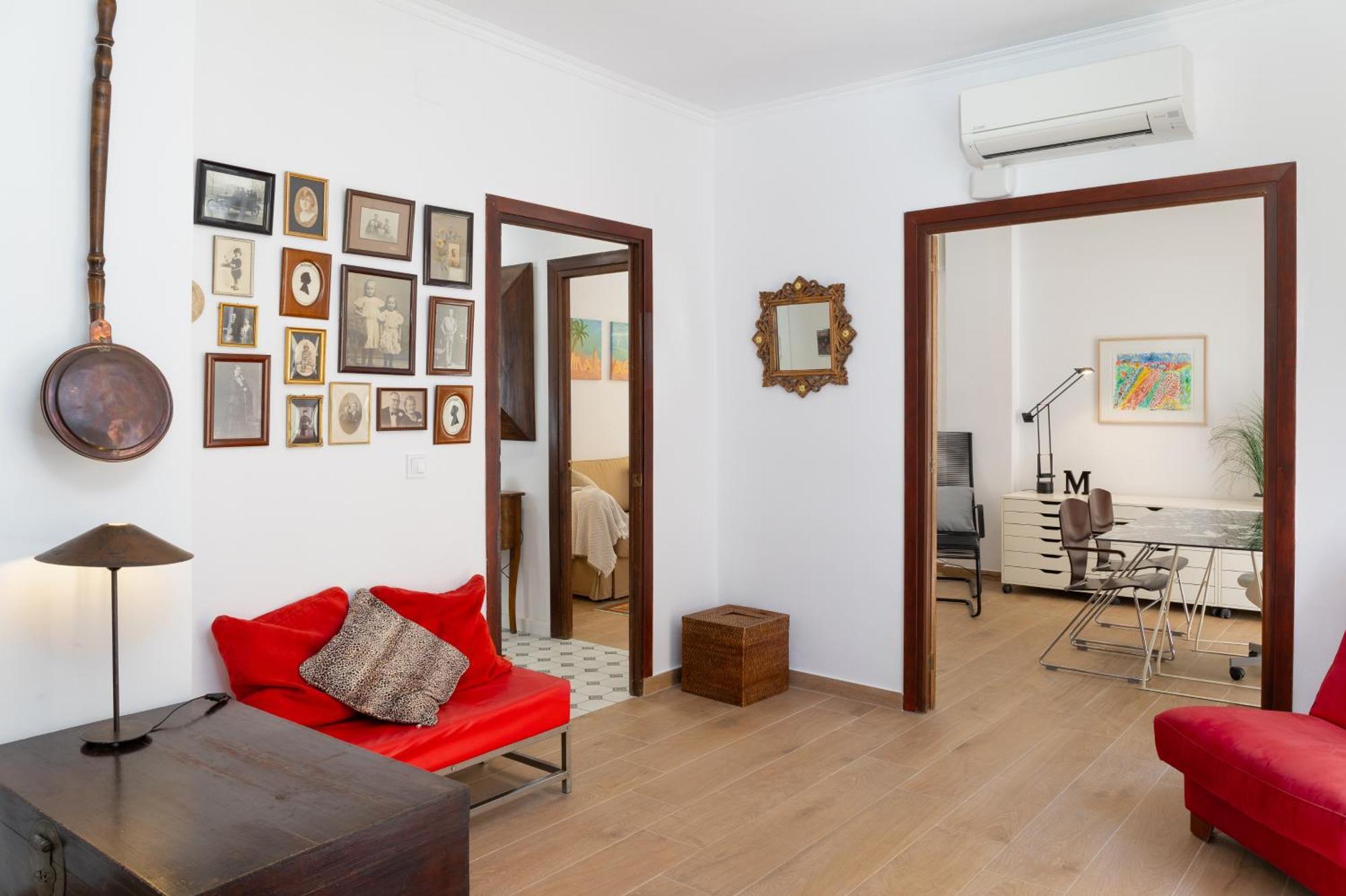 C92 - Rustic Two Bedrooms Apartment With Terrace Malaga Bagian luar foto