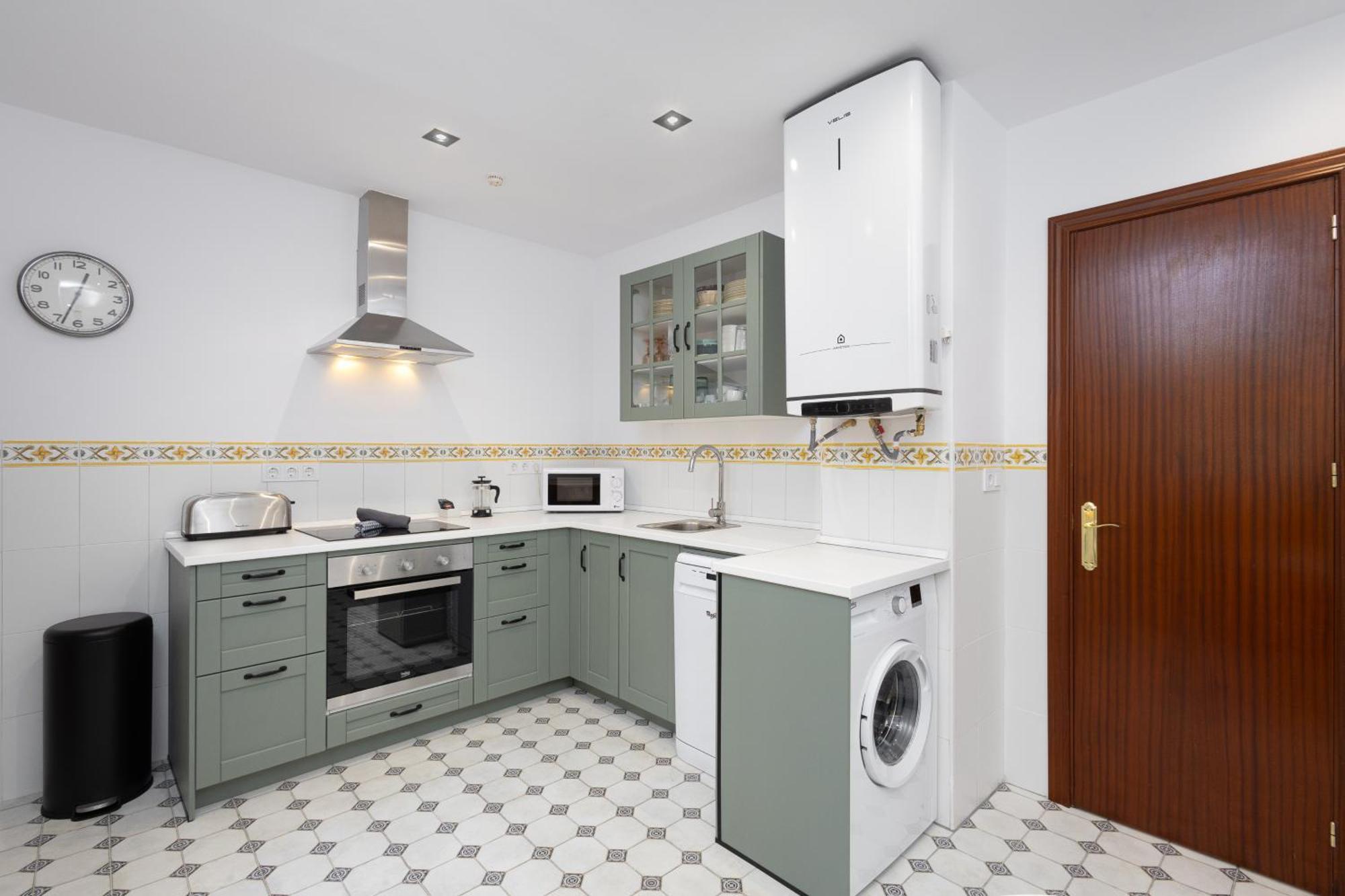 C92 - Rustic Two Bedrooms Apartment With Terrace Malaga Bagian luar foto