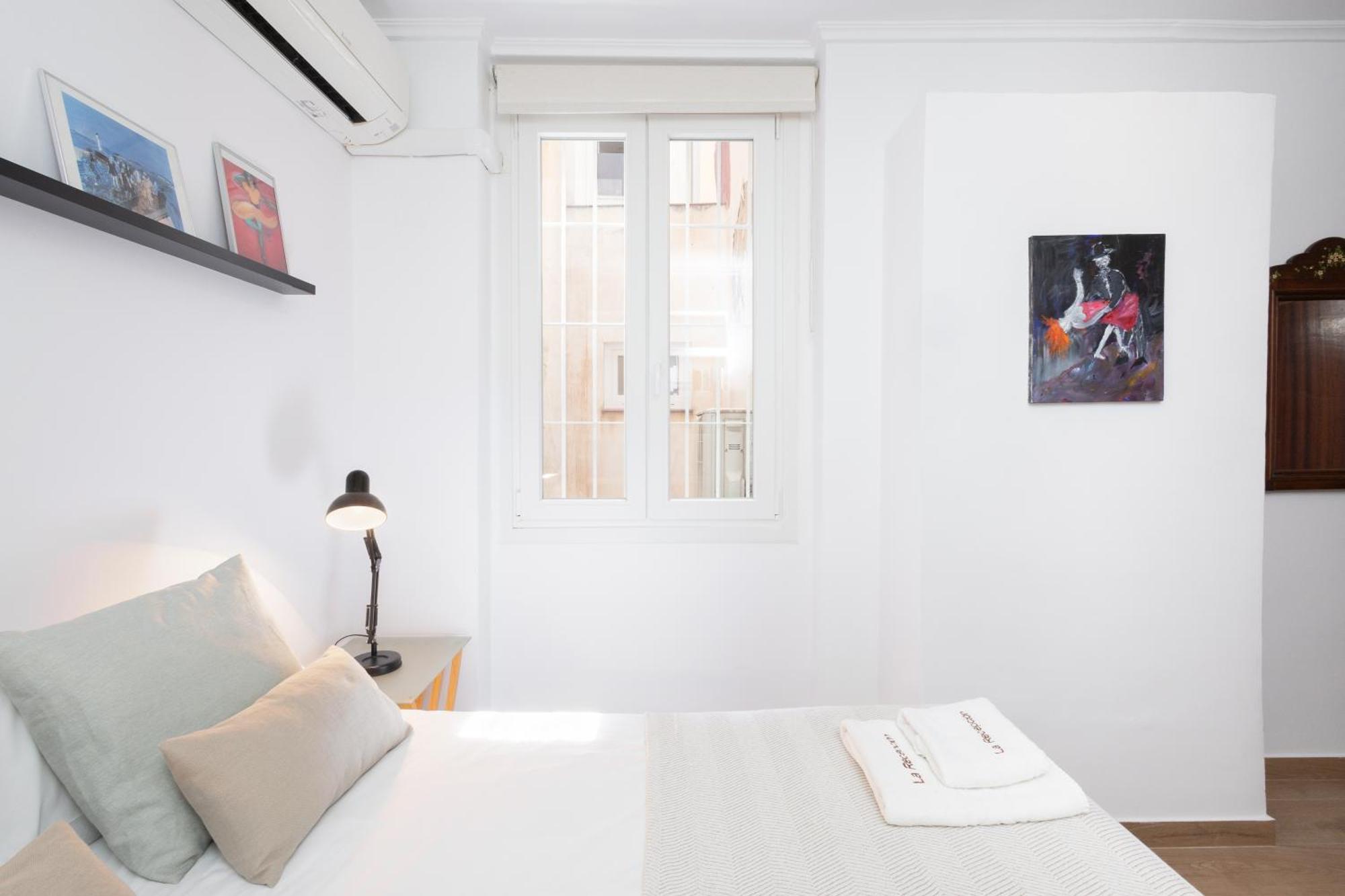 C92 - Rustic Two Bedrooms Apartment With Terrace Malaga Bagian luar foto